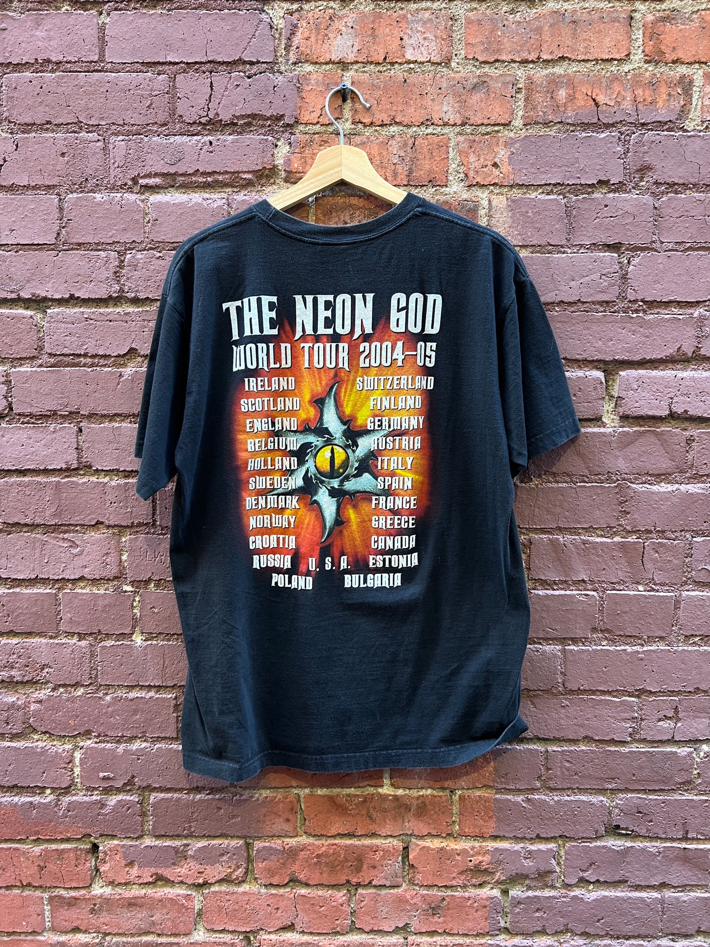 W.A.S.P. “Buzz saw Logo” Heavy Metal T-Shirt - Size Large - 2004-05 The Neon God Tour