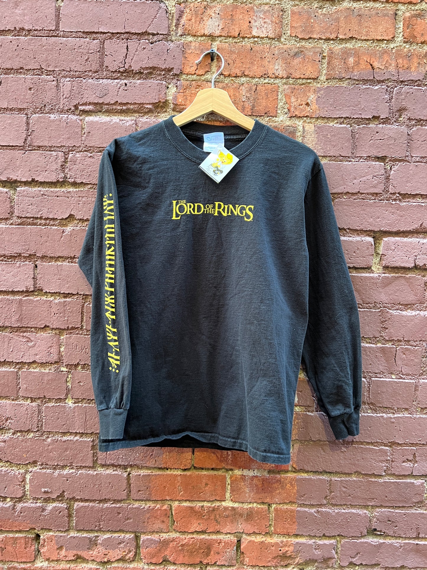 Lord of the Rings Long sleeve Shirt - Sz Small - ORC “One Ring Celebration” middle Earth back graphic