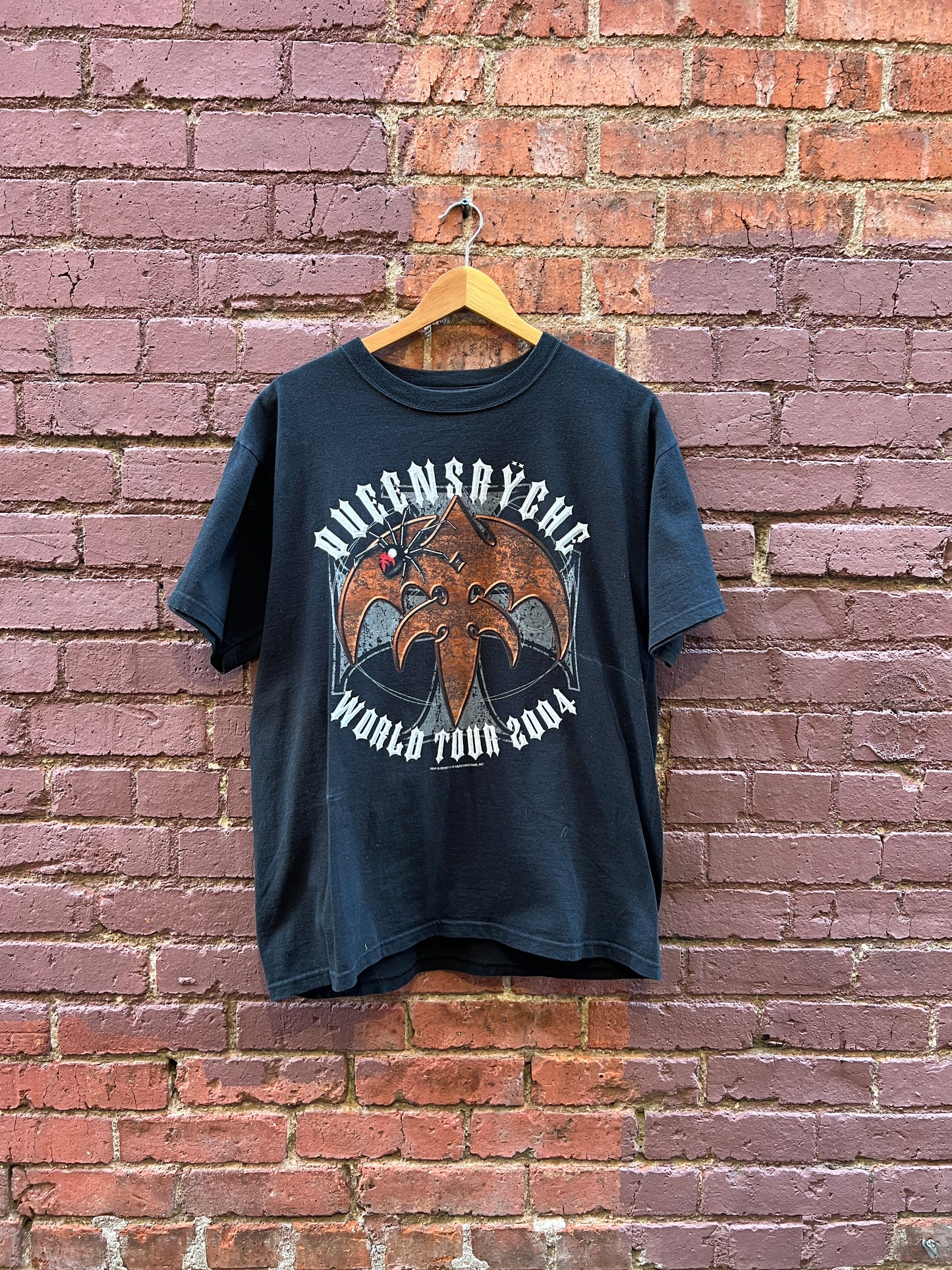 Queensrÿche 2004 World Tour T-Shirt - Size Large