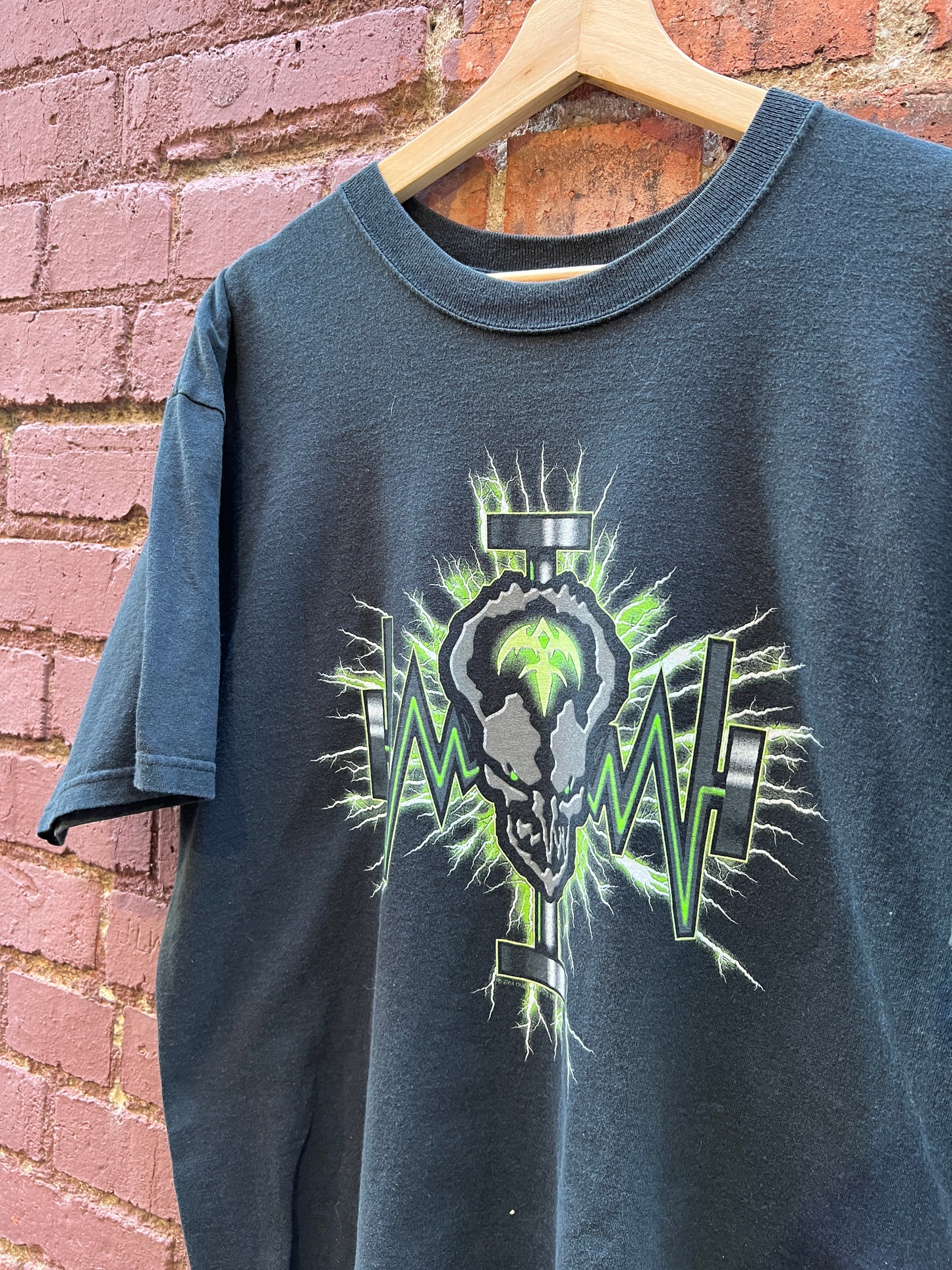 Queensrÿche 2004 Tour Shirt - Size L - “the art of live”