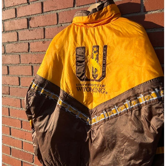 Wyoming Cowboys Puffer Jacket - Sz Medium - Vtg 90s NCAA University