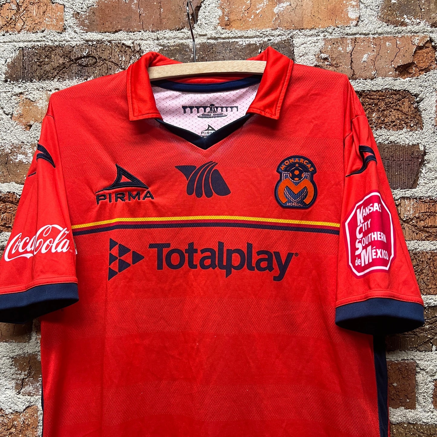 Club Atlético Monarcas Morelia Pirma 2015/16 Jersey | Sz Small | LigaMX Mexico