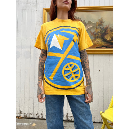 Denver Nuggets Big Logo T-Shirt | Sz Small | NBA Basketball Y2K Era