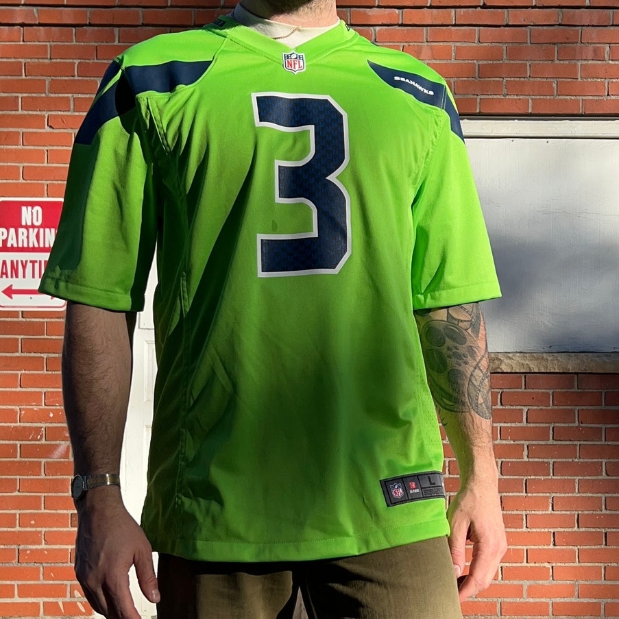 Seattle Seahawks #3 Russell Wilson Nike NFL Jersey | Sz Large | Action Green 3rd