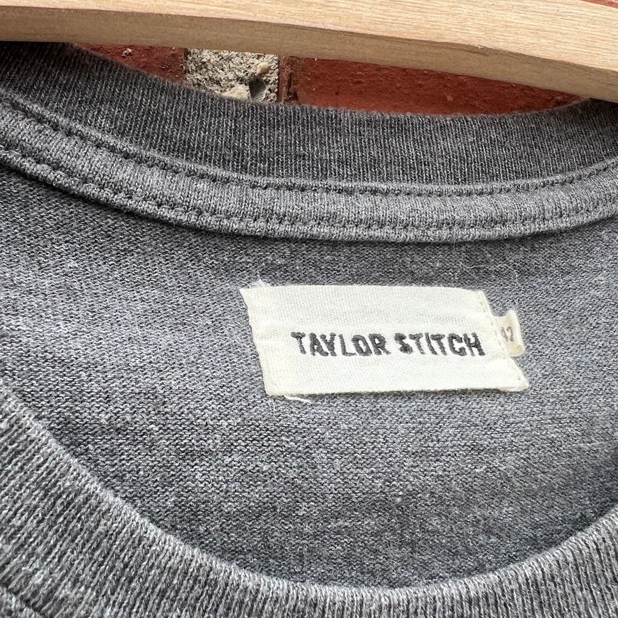 Taylor Stitch "The Heavy Bag Tee" Heather Gray Pocket T-shirt - Sz Large