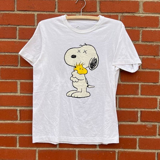 KAWS x Uniqlo Snoopy & Woodstock T-shirt - Sz Small - Designer Street Wear