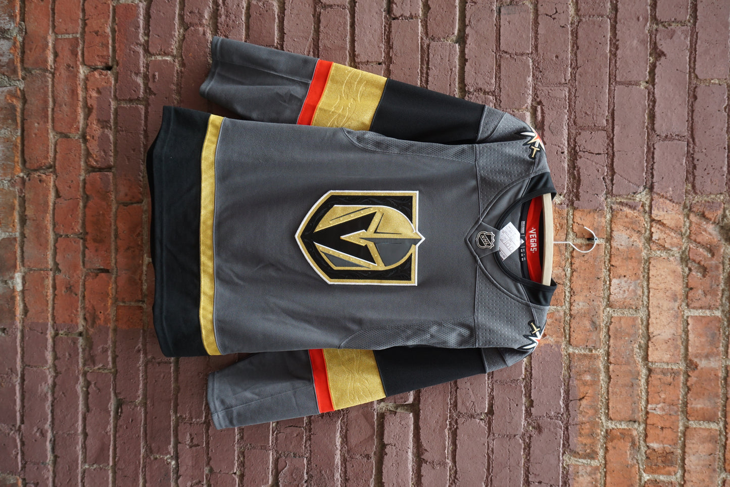 Las Vegas Golden Knights Hockey Jersey - Size Large - 2017 inaugural Season/ Stanley Cup appearance