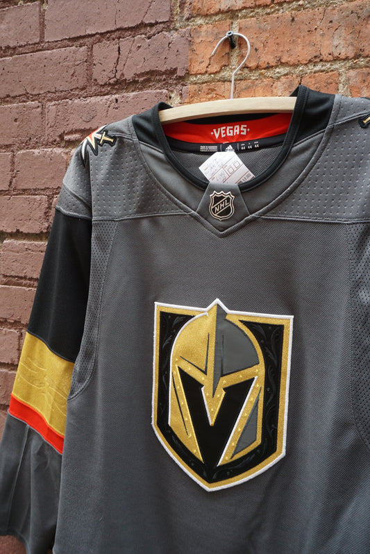 Las Vegas Golden Knights Hockey Jersey - Size Large - 2017 inaugural Season/ Stanley Cup appearance