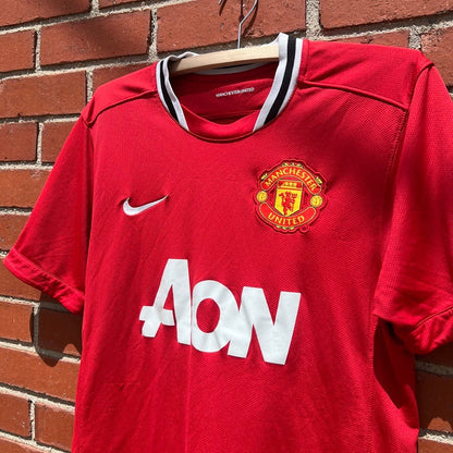 Manchester United Nike Soccer Jersey -Sz Medium- 2011 Premier League AON Sponsor