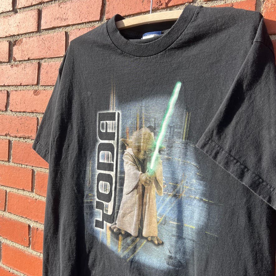 Star Wars Yoda Jedi T-Shirt -Sz Large- Vtg Y2k Lightsaber tee
