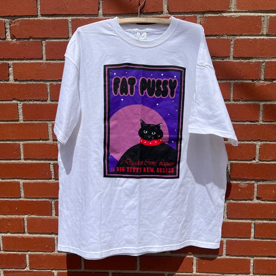 Fat Pussy a Big Titty Rum Product T-Shirt -Sz XXL- Funny Liquor Comedy tee