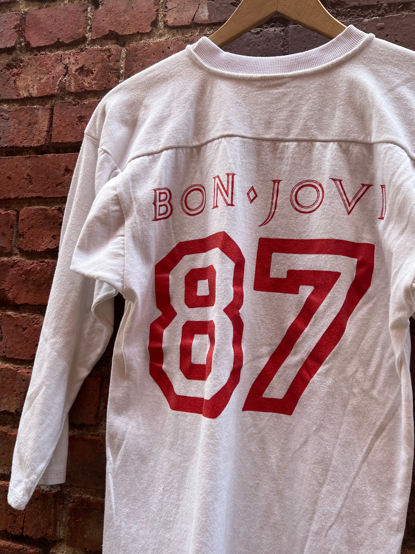 BON JOVI 1987 “Crew Member” Vintage Tour Shirt Nassau Coliseum - Size M